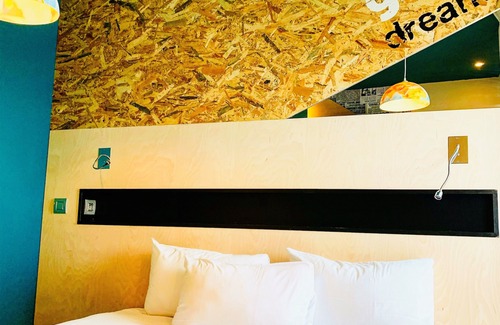 Vitrolles Hotel | Greet Hotel Marseille Provence Aéroport