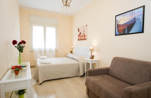 Quartiere XIII Aurelio Apartment | GREGORY BIG FAMILY