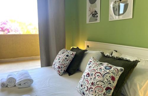 Municipio 2 Apartment | Greta Green Studio