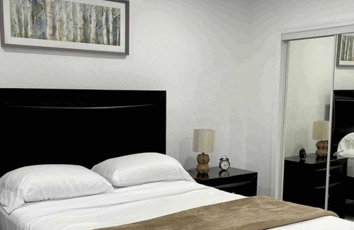 Carrollwood Apartment | Grey House