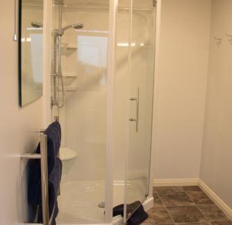 Alexandra Bed & Breakfast | Grey Ridge Vineyard Experience