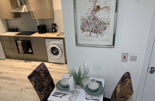 Leicester City Centre Apartment | Greyfriars Suite by Nestura