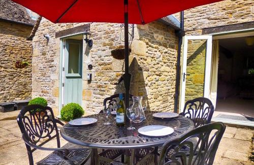 Cold Aston House | Greystones Cottage-Exclusive Welcome Hamper