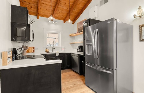 Downtown Santa Fe House | Griffin House 2 bedroom Downtown Santa Fe