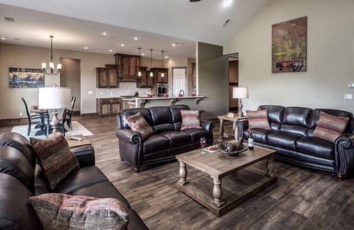 Ruidoso House | Grindstone Lake Lodge, a true one of a kind with the most amazing view