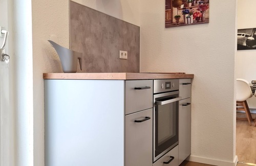 Gonsenheim House | Großzügige, Sonnige Ferienwohnung "burgunder" im Zentrum von Gonsenheim
