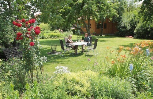 Riedenburg Apartment | Großzügige Ferienwohnung mit Dachterrasse und Garten