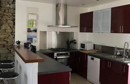 Groix House | Groix: Authentic fisherman's house close to any convenience