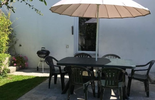 Groix House | Groix: Authentic fisherman's house close to any convenience