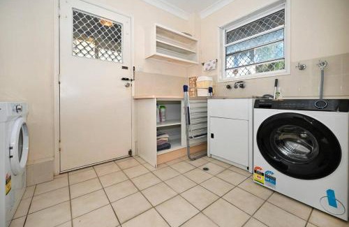 Kings Beach House | Groovy Beach Bungalow