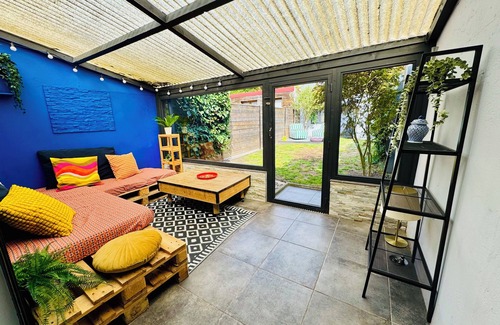 Hallennes-lez-Haubourdin House | Groovy House, 10min from Lille, with electronic dart board