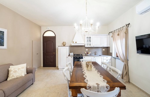 Peccioli Apartment | Grotticella House - SPA Apartment in Peccioli