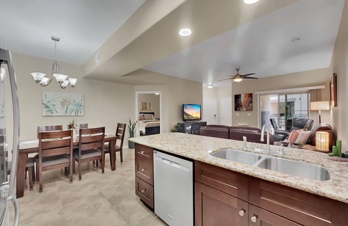 Parkwood Ranch Condo | Ground Floor 2 BDR with Garage! Heated Comm Pool!
