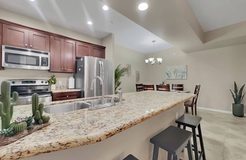 Parkwood Ranch Condo | Ground Floor 3 BDR. Heated Comm Pool!