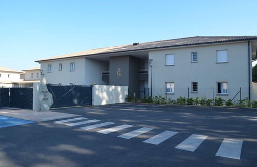 Moriani-Plage Apartment | Ground floor accommodation with access to the sea from the residence
