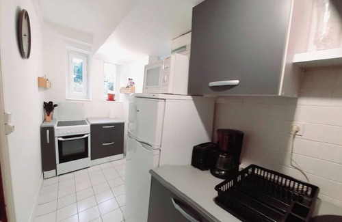 Pont-l'Abbe Apartment | Ground-floor apartment with private terrace in Pont l'abbé town center