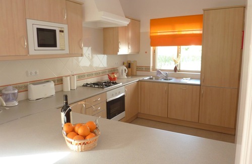 Estombar Apartment | Ground Floor Apartment with lovely gardens located on famous Gramacho Resort
