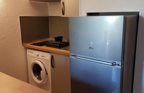 Caucade Apartment | Ground floor apartment, swimming pool 500m from the sea