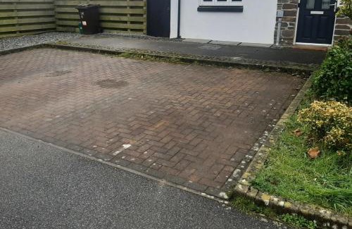 Bodmin Apartment | Ground Floor Apt With Garden & Parking Sleeps 2