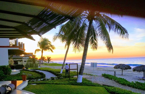 San Pedro Mixtepec Condo | Ground floor beachfront, poolside, arguably, the best location you can get.