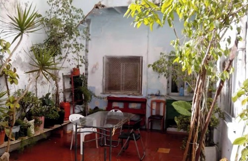 Campoamor Apartment | Ground floor with patio next to the Auditorium (ADDA)