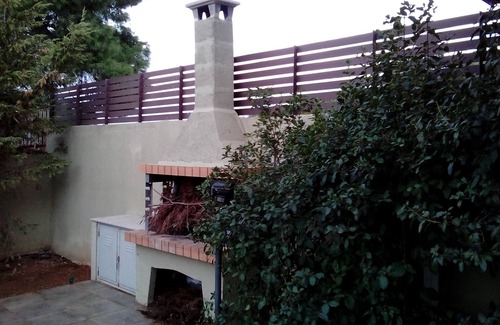 Saronikos House | Ground floor independent apartment, 120 sqm, in a quiet neighborhood.