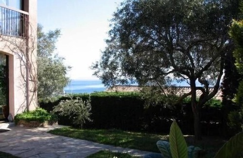 Bastia Apartment | Ground floor of beautiful villa T2 - 70 m2 - 4 people with magnificent sea views