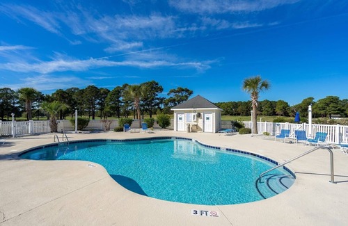 Central Myrtle Beach Condo | Ground-Floor Pool View Condo | Near Beach, Golf, Intracoastal Waterway & Broadway at the Beach