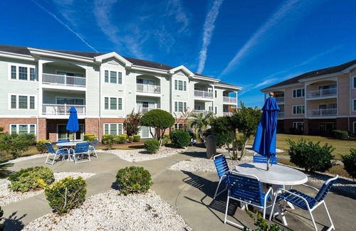 Central Myrtle Beach Condo | Ground-Floor Pool View Condo | Near Beach, Golf, Intracoastal Waterway & Broadway at the Beach
