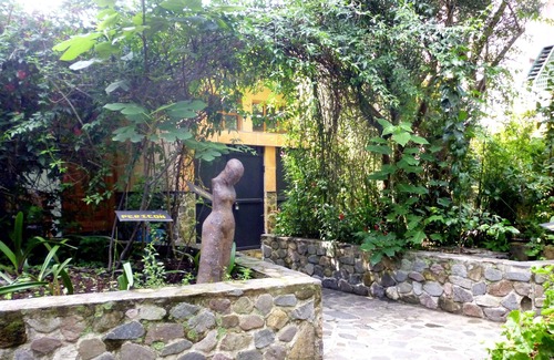 Panajachel Apartment | Ground floor Studio in Secure residential Spa compound
