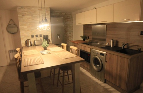 Ceyreste Condo | Ground floor villa with pool 10 minutes from cassis.
