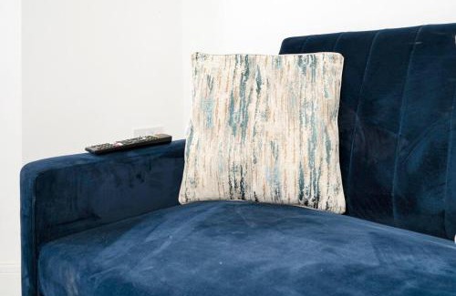 Cathays Apartment | Ground Flr Apt - Free Wifi & Spacious