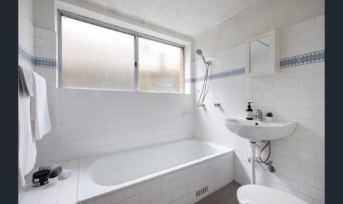 Hurlstone Park Apartment | Ground Level Apartment with Pool