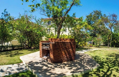 Los Brazos Apartment | Groundfloor condo on the beach, 3BD/3BT, pool, near everything in Sosua