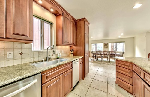 Montgomery Estates House | Groundfloor living, pet friendly, game room-Sierra Trails Adventure