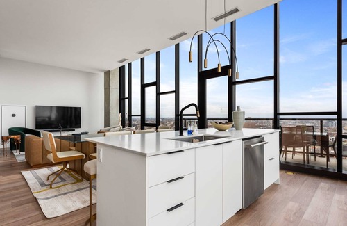 River West Apartment | Group Escape: 2 Luxury 3BR Penthouses