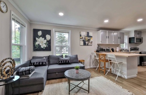 Hunter Apartment | Group Getaway 1 Mile From Hunter Mtn w/Fire Pit