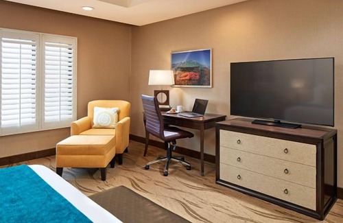 Village of La Jolla Hotel | Group Vacation! Near Children's Pool Beach