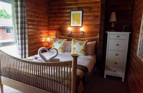 Rashfield Cabin | Grouse Lodge