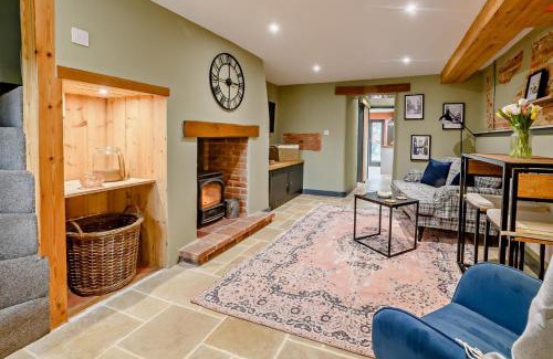 Roughton House | Grove Corner