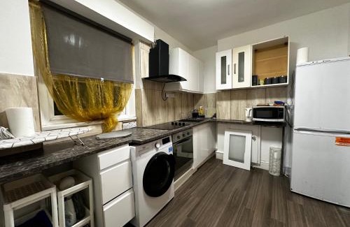 Mile End House | Grove Rooms 2