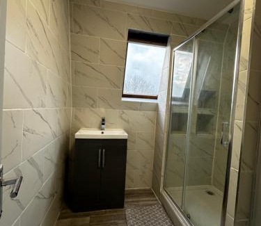 Mile End House | Grove Rooms 2