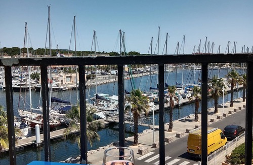 Gruissan Apartment | Gruissan (Aude). Quiet apartment with marina view and parking space