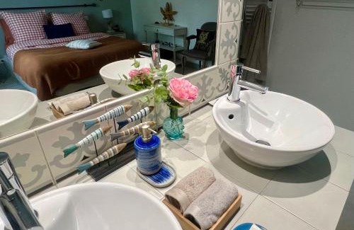 Le Poinconnet Apartment | GSand Le Clos du May