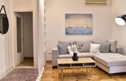 Filopappou Apartment | GTD8325 - Filopappou Hill apt