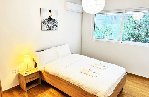 Nea Smirni Apartment | Gtrip Nea Smyrni Floor Apartment 7F