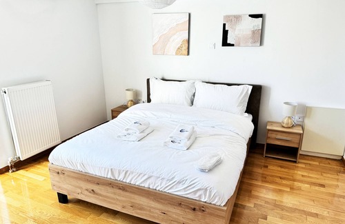 Nea Smirni Apartment | Gtrip Nea Smyrni Floor Apartment 7F