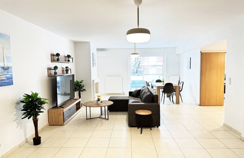 Nea Smirni Apartment | Gtrip Nea Smyrni Floor Apartment 1F