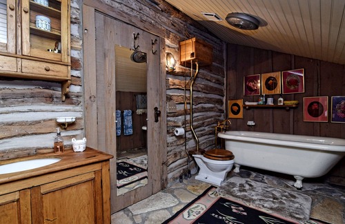 Canyon Lake House | Guadalupe Riverfront beauty and charm!