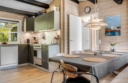 Fur House | "Gudni" - 200m to the fjord by Interhome